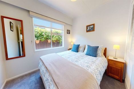 Photo of property in 14a Norton Park Avenue, Fairfield, Lower Hutt, 5011
