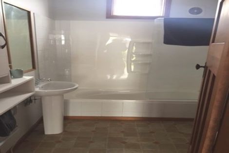 Photo of property in 64 Robertson Street, Richmond, Invercargill, 9810