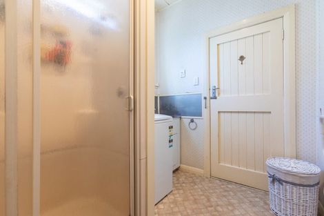 Photo of property in 43 Mcphee Street, Dannevirke, 4930