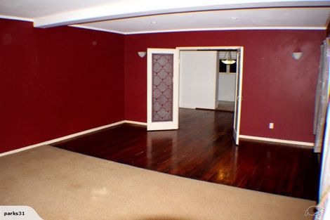 Photo of property in 93 Warner Park Avenue, Laingholm, Auckland, 0604