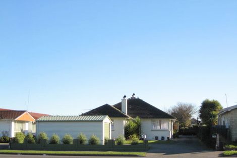Photo of property in 205a Main North Road, Redwood, Christchurch, 8051