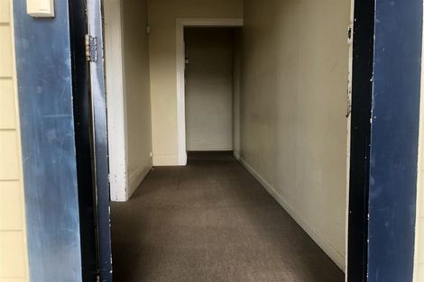 Photo of property in 2 Eden View Road, Sandringham, Auckland, 1025