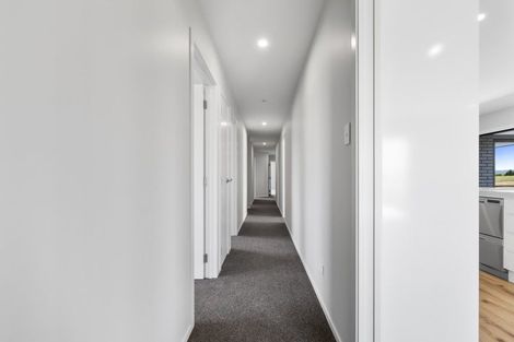 Photo of property in 539 Cemetery Road, Sanson, Palmerston North, 4479