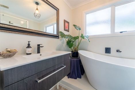 Photo of property in 12 Tay Street, Oamaru North, Oamaru, 9400