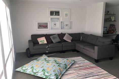 Photo of property in 3 Longueval Lane, Broomfield, Christchurch, 8042