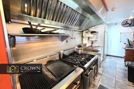 Photo of property in Patent 326 Apartments, 326 Evans Bay Parade, Hataitai, Wellington, 6021