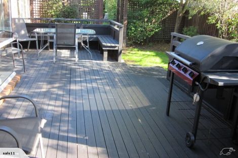 Photo of property in 4 Monterey Place, Parklands, Christchurch, 8083