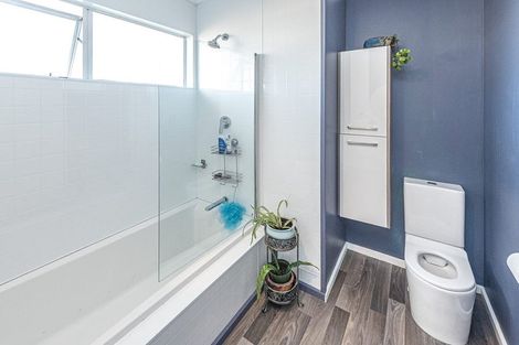 Photo of property in 140 Puriri Street, Castlecliff, Whanganui, 4501