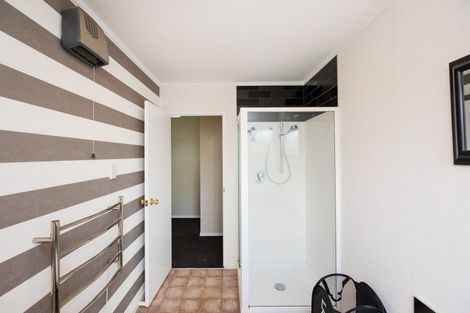 Photo of property in 47 Dalfield Place, Highbury, Palmerston North, 4412