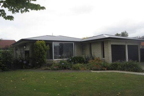Photo of property in 220 Memorial Avenue, Burnside, Christchurch, 8053