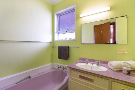 Photo of property in 84 Shakespeare Street, Leamington, Cambridge, 3432