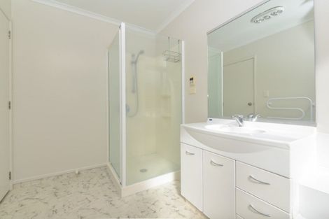 Photo of property in 7 Kingroyal Lane, Hamilton East, Hamilton, 3216