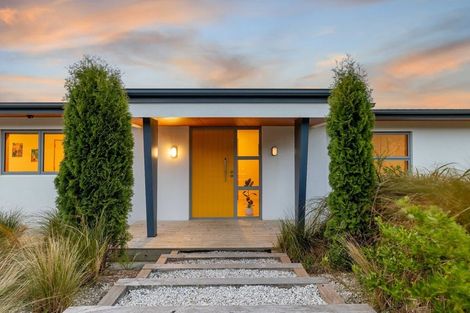 Photo of property in 5 Stoneyridge Close, Mount Pleasant, Christchurch, 8081