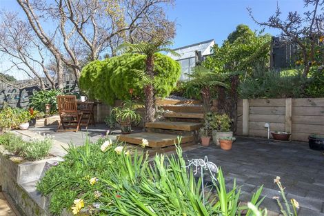 Photo of property in 103 Tilley Road, Paekakariki, 5034