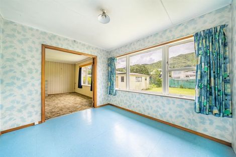 Photo of property in 18 Frederick Street, Wainuiomata, Lower Hutt, 5014