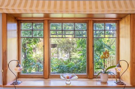 Photo of property in 27 Kotari Road, Days Bay, Lower Hutt, 5013