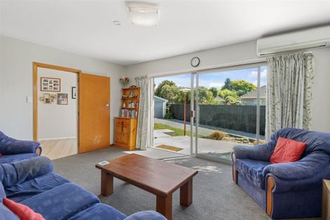Photo of property in 62 Frensham Crescent, Woolston, Christchurch, 8062