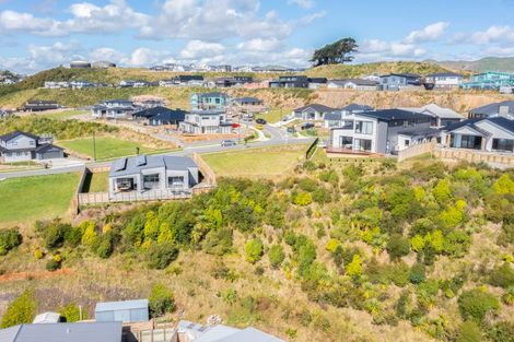 Photo of property in 40 Waitaria Terrace, Aotea, Porirua, 5024