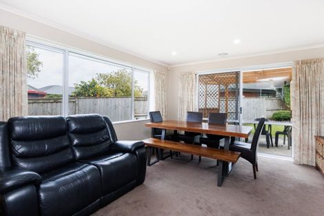Photo of property in 34 Jefferson Crescent, Milson, Palmerston North, 4414
