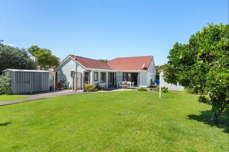Photo of property in 6 Charles Street, Riverdale, Gisborne, 4010