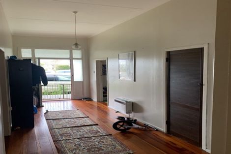 Photo of property in 91 Victoria Street, Hawera, 4610