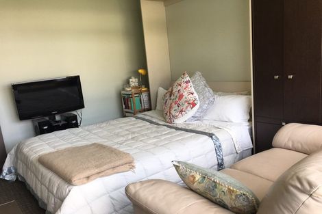 Photo of property in 105/3 Roxburgh Street, Mount Victoria, Wellington, 6011