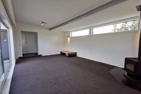 Photo of property in 111 Memorial Avenue, Burnside, Christchurch, 8053