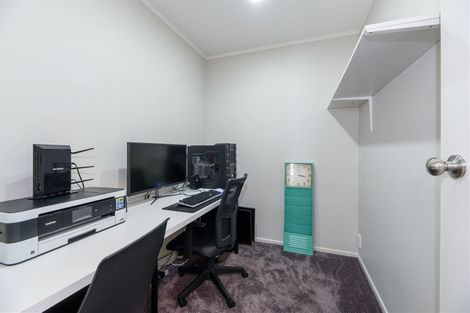 Photo of property in 1/5 Gulf View Road, Murrays Bay, Auckland, 0630