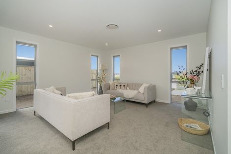 Photo of property in 12 Awatea Drive, Whitianga, 3510