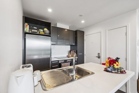 Photo of property in 1306/8 Lakewood Court, Manukau, Auckland, 2104