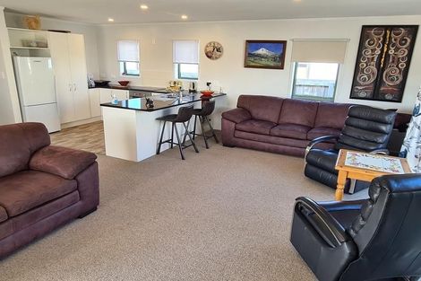 Photo of property in 192 Ngaio Drive, Matarangi, Whitianga, 3592