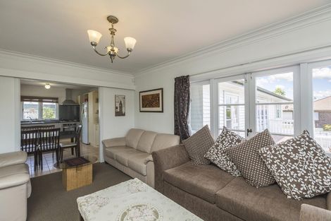 Photo of property in 65 Wellington Street, Howick, Auckland, 2014