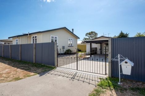 Photo of property in 1 Julian Street, Redwoodtown, Blenheim, 7201