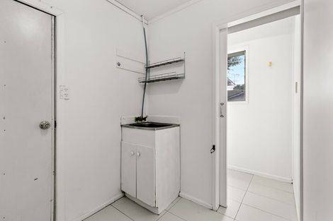 Photo of property in 8 Mccracken Road, Mount Wellington, Auckland, 1060