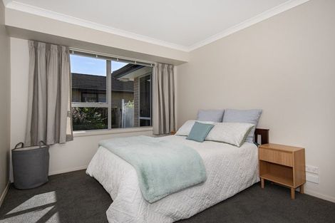 Photo of property in 82 Barbados Way, One Tree Point, 0118