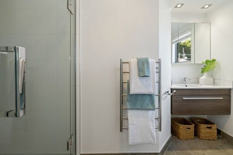 Photo of property in 9 Serrata Place, Browns Bay, Auckland, 0630