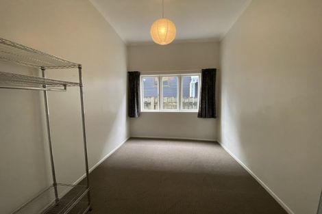 Photo of property in 96 Pirie Street, Mount Victoria, Wellington, 6011