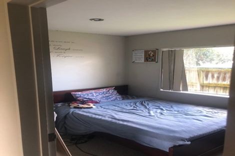 Photo of property in 45 Riverglade Parkway, Te Atatu South, Auckland, 0610