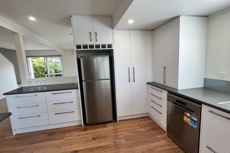 Photo of property in 17 Thurston Place, Bucklands Beach, Auckland, 2012