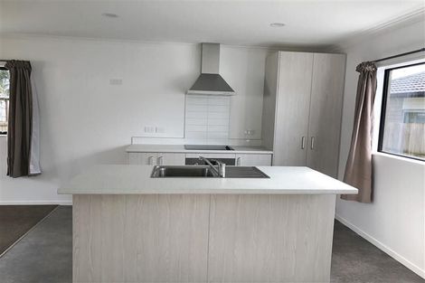 Photo of property in 5 Damson Place, Bucklands Beach, Auckland, 2012