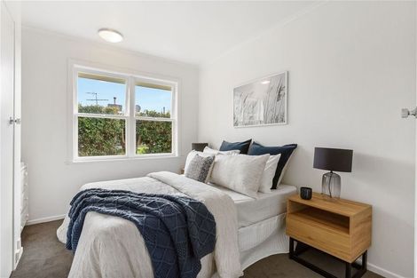Photo of property in 1/69 College Road, Northcote, Auckland, 0627