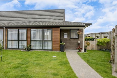 Photo of property in Rangeview Villas, 26/9 Fuller Close, Levin, 5510