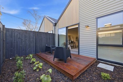 Photo of property in 2 Evatt Street, Bryndwr, Christchurch, 8053
