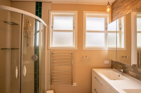 Photo of property in 16 Moore Street, Ohakune, 4625