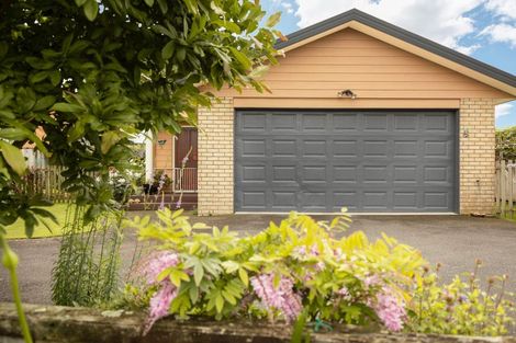 Photo of property in 57 Browning Street, Leamington, Cambridge, 3432