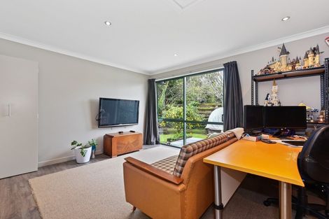 Photo of property in 8 Braid Road, St Andrews, Hamilton, 3200