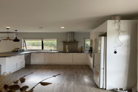 Photo of property in 1/38 Kaipatiki Road, Glenfield, Auckland, 0629