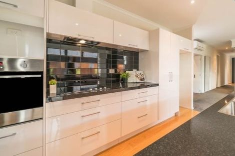 Photo of property in 21 Meyer Crescent, Halswell, Christchurch, 8025