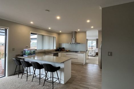 Photo of property in 2 Makaka Lane, Silverdale, 0932