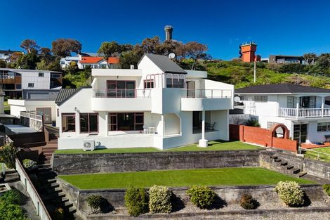 Photo of property in 6 Hipango Terrace, Durie Hill, Whanganui, 4500